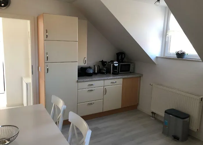 Eifeltime - باد مونستريفل